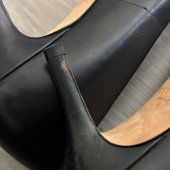 Cole Haan Grand Series 3in. Black Pointed-Toe Leather Pumps - Picture 7 of 9